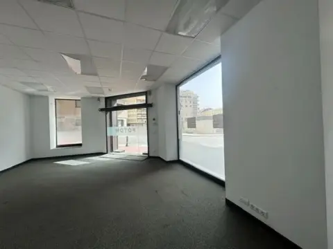 Local comercial en Ensanche