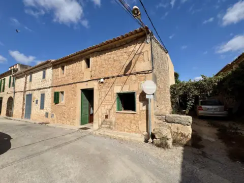 Casa en Carrer Plato, 4