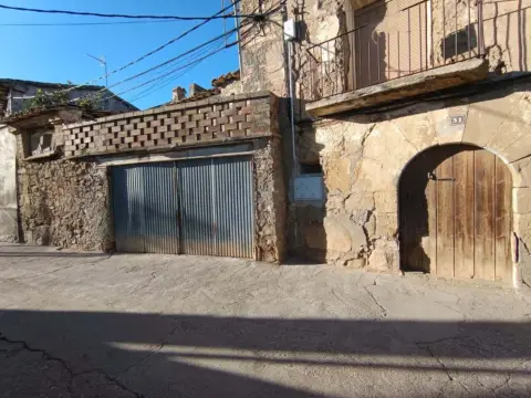 Casa en Salas Altas
