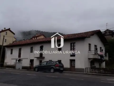 Chalet en Adino