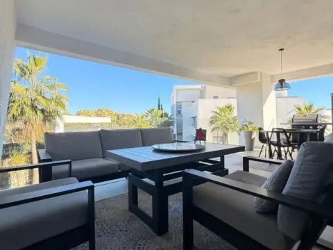 Apartamento en Altos de Estepona