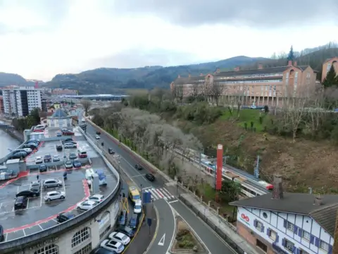 Garaje en Camping Oliden