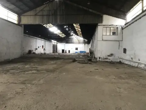 Nave industrial en Plasencia