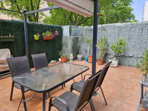 Piso en Montecanal-Valdespartera-Rosales del Canal
