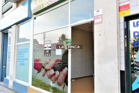 Local comercial en Nueva Huca