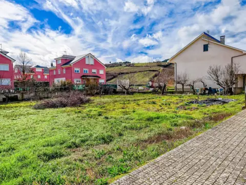 Terreno en Cacabelos