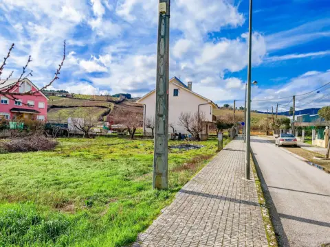 Terreno en Cacabelos