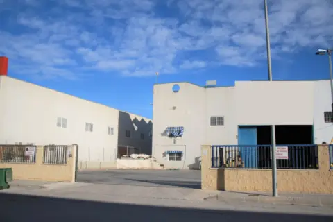 Nave industrial en Almoradí