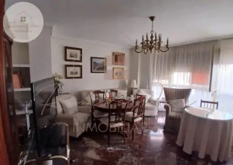 Piso en San Ildefonso-Barrio de la Catedral