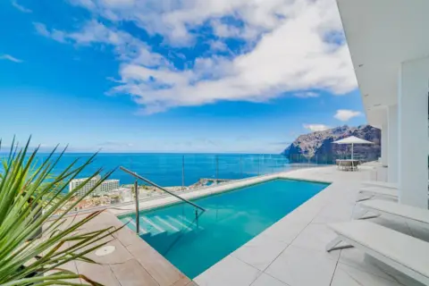 Ático en calle Geranio, 8