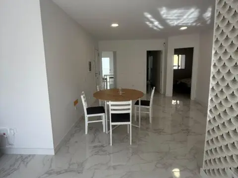 Apartamento en calle de la Telefónica, 8