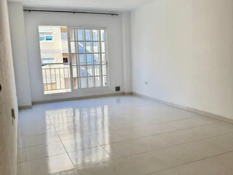Piso en La Salud-El Perú-Cruz del Señor-Buenavista
