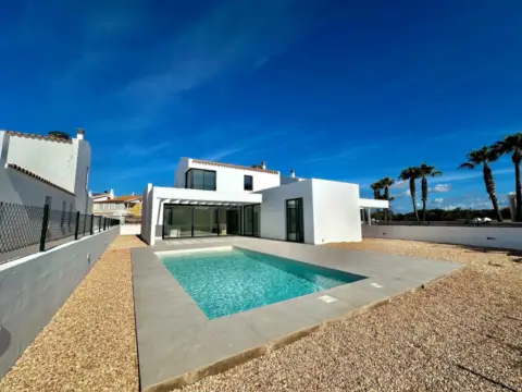 Chalet en Cala Blanca-Santandria-Son Carrió