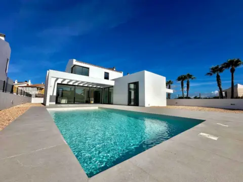 Chalet en Cala Blanca-Santandria-Son Carrió