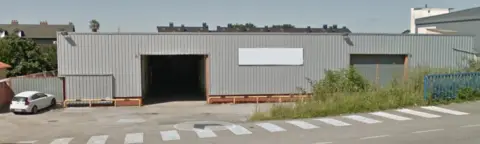 Nave industrial en Covadonga-Campuzano-Ciudad Vergel