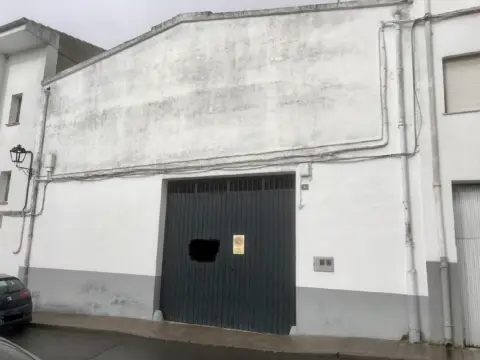 Nave industrial en Malpartida de Plasencia