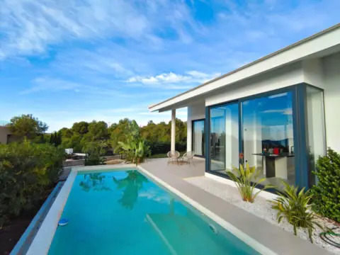 Casa en Urbanización Golf Bahía