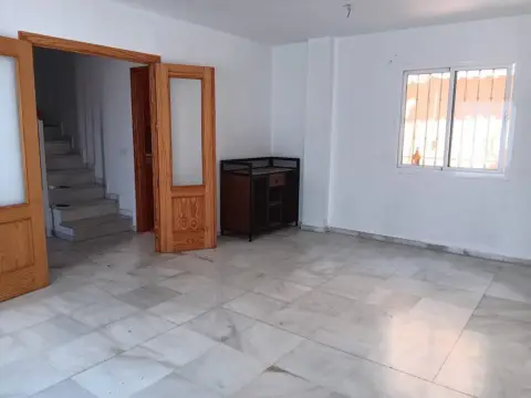 Chalet en Estación de Cártama