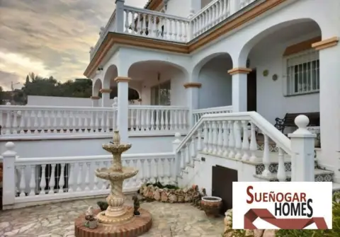 Chalet en Cortijo de Maza-Finca Monsálvez-El Olivar