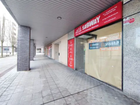 Local comercial en Sarriguren