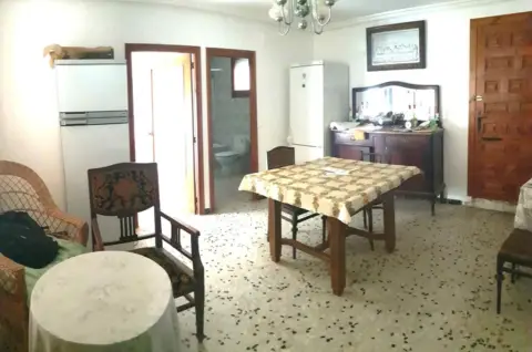 Chalet en Paracuellos de La Ribera