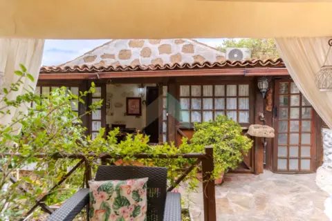 Finca rústica en Buzanada-Valle de San Lorenzo-Cabo Blanco