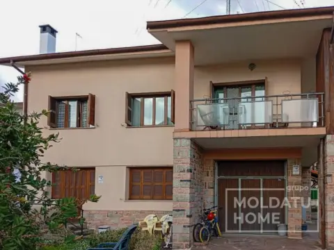 Chalet en Erdialdea-Alde Zaharra-Mendibil-Santiago
