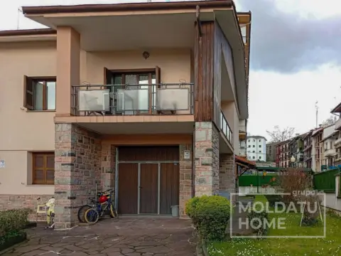 Chalet en Erdialdea-Alde Zaharra-Mendibil-Santiago