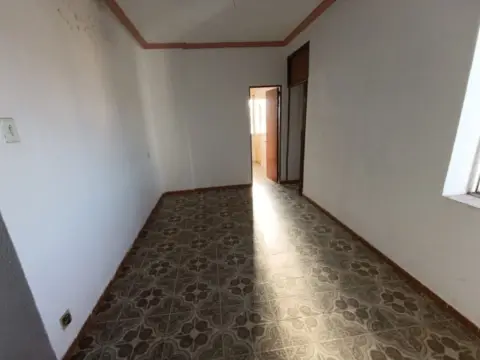 Piso en Linarejos