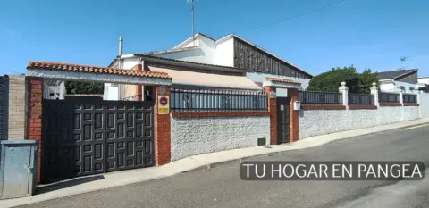 Chalet en Casarrubios del Monte