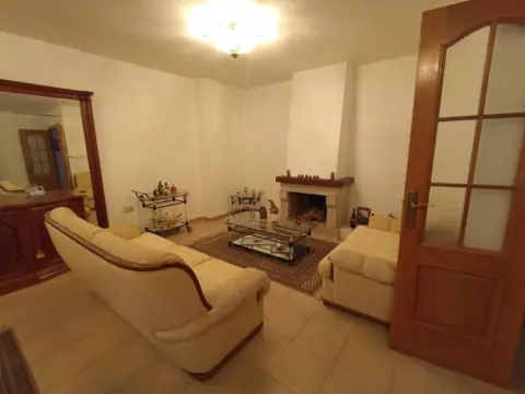 Chalet en La Atunara-Periáñez