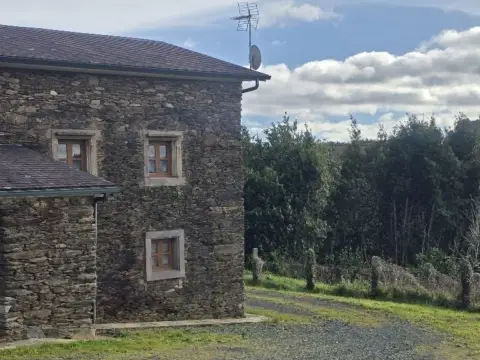 Finca rústica en A Barqueira Vella