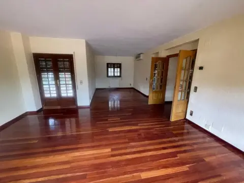 Chalet en calle de Marzo, 125