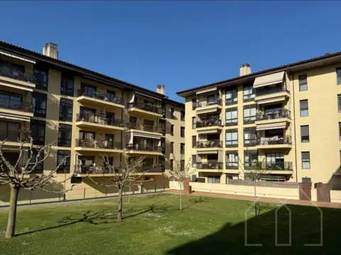 Piso en Montilivi-Palau