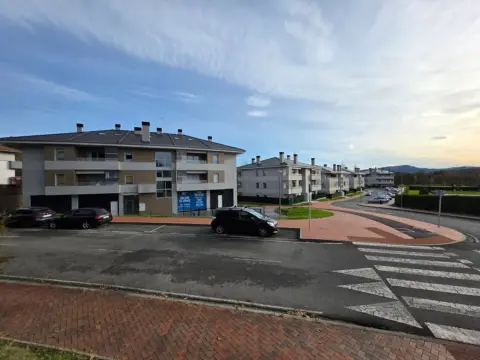 Local comercial en Maruri-Jatabe