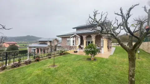 Chalet en Bárcena de Cicero