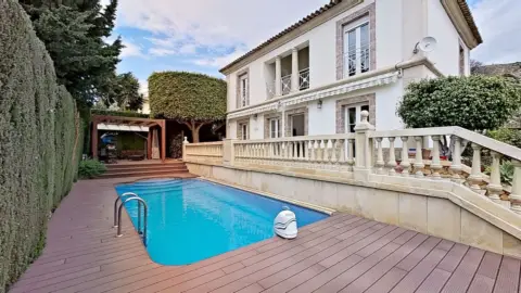 Chalet en Urbanización Golf Bahía