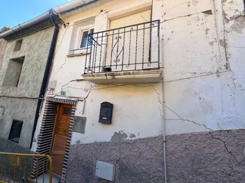 Casa en Illueca