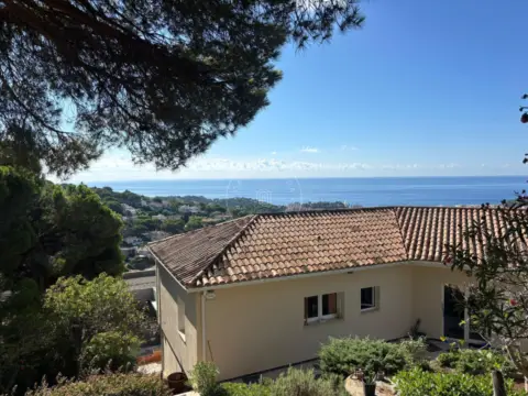 Chalet en Roca Grossa-Serra Brava