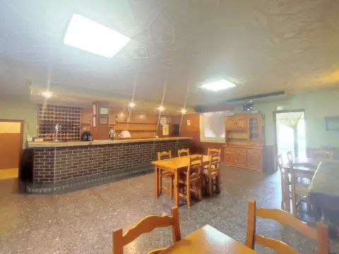 Local comercial en Cervera del Río Alhama