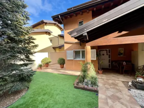 Casa adosada en Alquerías