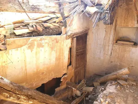 Finca rústica en Sabiñán