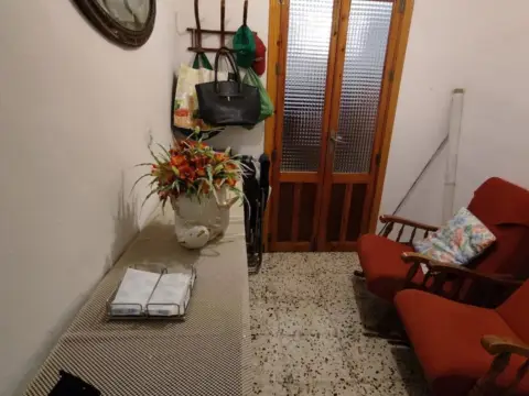 Casa adosada en Cuevas Bajas