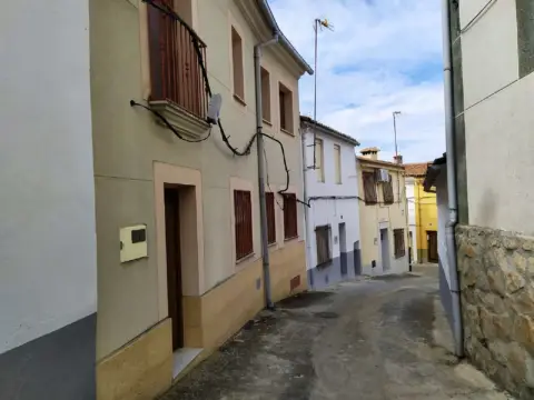 Chalet en Malpartida de Plasencia