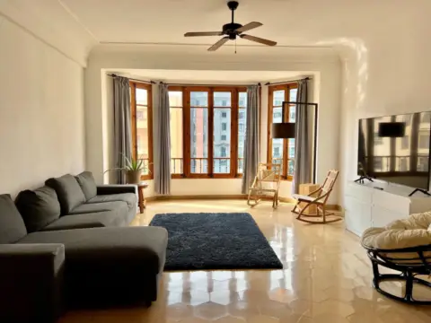 Piso en calle Compte Sellent, nº 18