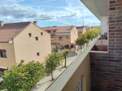 Casa adosada en Zuera