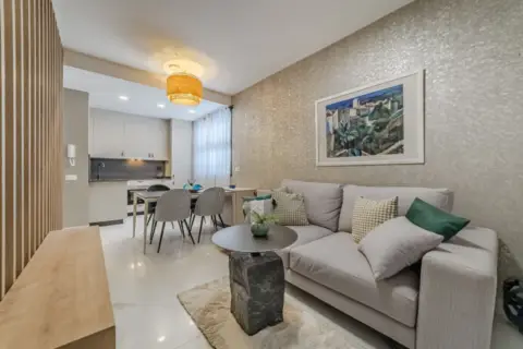 Chalet en calle Pleamar, 38