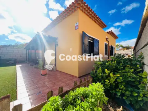 Chalet en Guargacho-Guaza-Cho