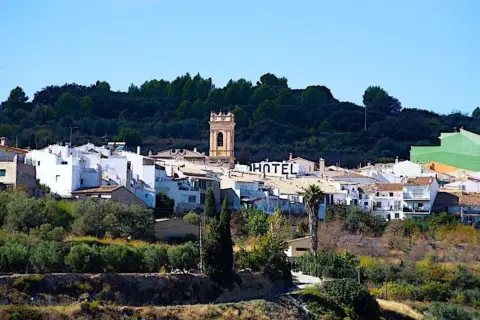 Edificio en Tàrbena