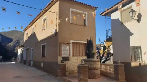 Casa en Villafeliche